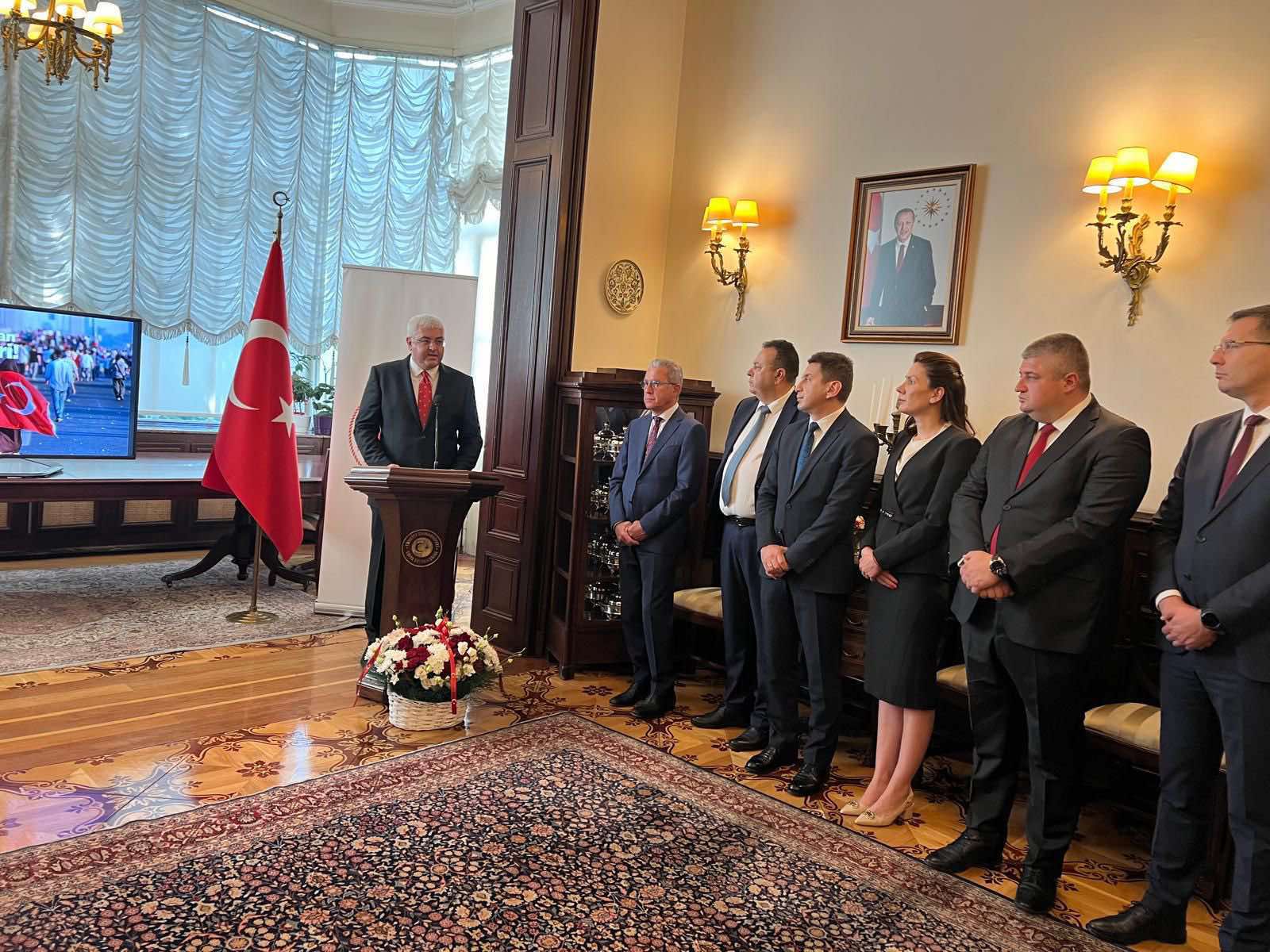 Ръководството на ДПС присъства на възпоменателна церемония за Деня на демокрацията в Турция