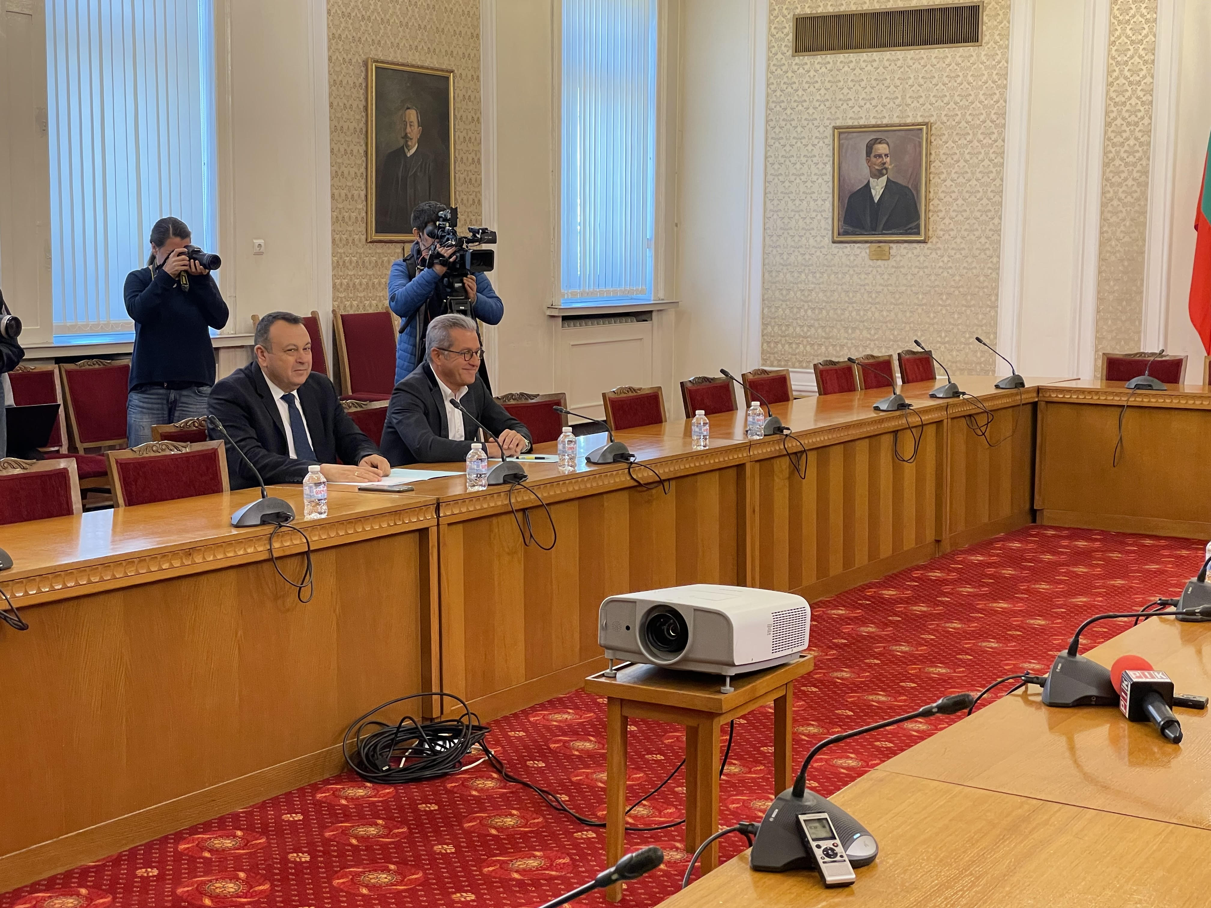 Консултации2