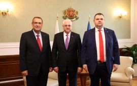 HÖH Genel Başkanları Delyan Peevski ve Cevdet Çakırov Türkiye'nin Bulgaristan Büyükelçisi Mehmet Uyanak ile görüştü 